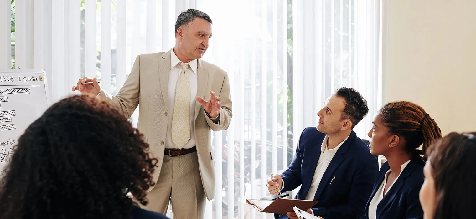 Master-the-Change-Management-Curve-for-Team-Success